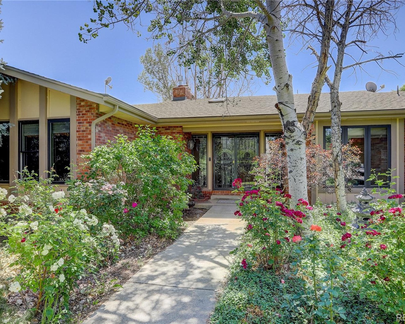 Sellers Lorri DeLaney, Realtor® Coldwell Banker Realty